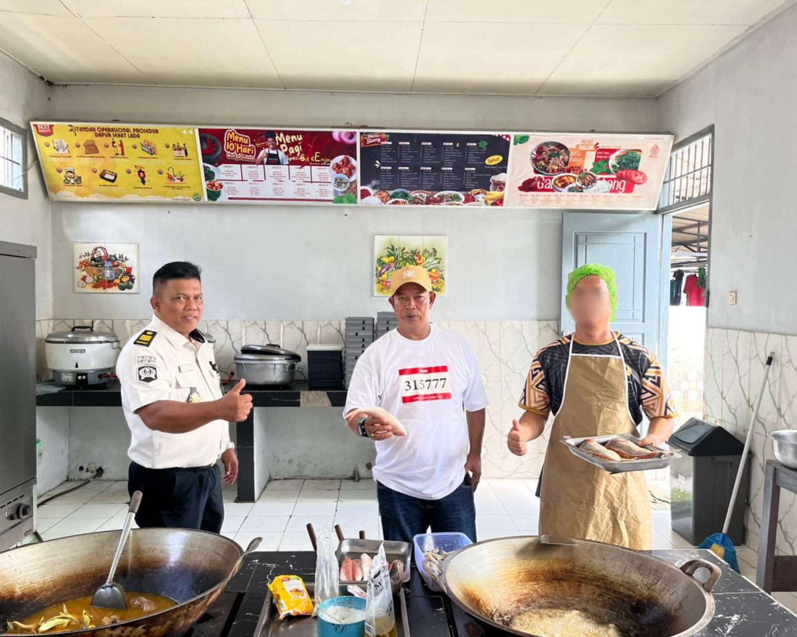 Tokoh Masyarakat Belitung “Bang Harun” Berikan Pelatihan Memasak bagi Warga Binaan Lapas Tanjungpandan